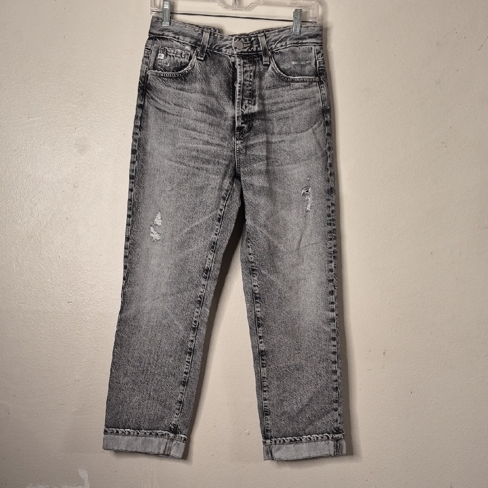 Woman's Gray Straight Jeans